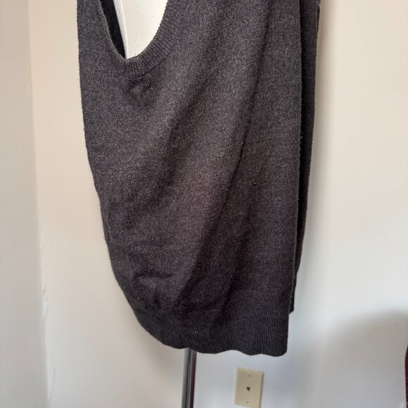 Dockers Dark Grey Patterned Sweater Vest - Picture 3 of 10